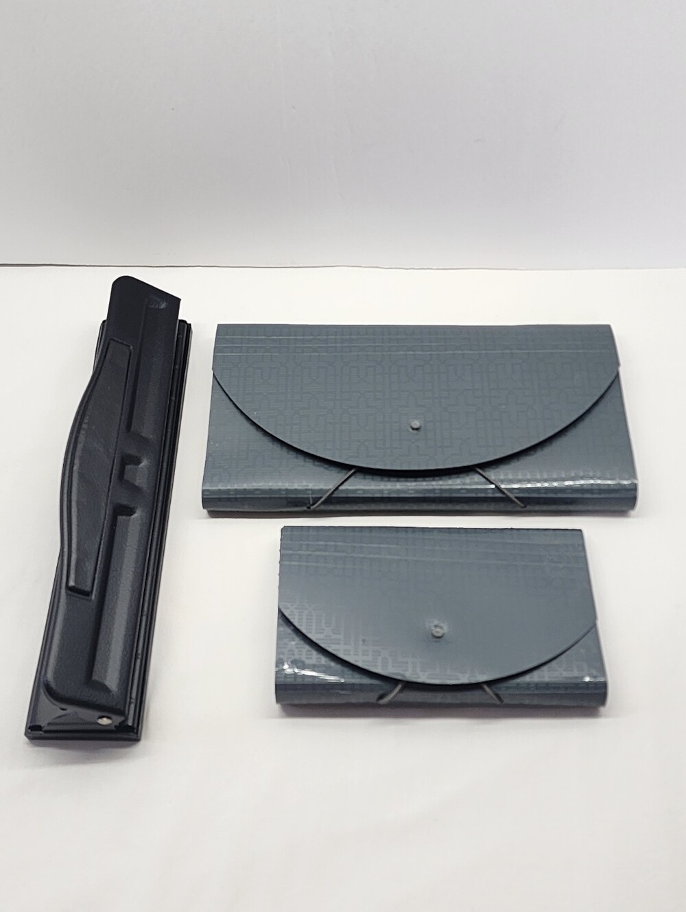 3pc Office Supplies - Accordion Folders & Manual Paper Hole Puncher